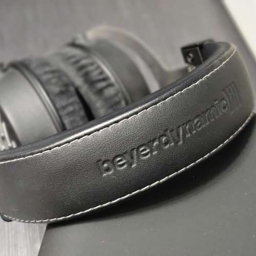 beyerdynamic DT 1990 pro