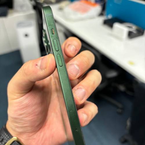 港行iphone 13 256gb 綠色