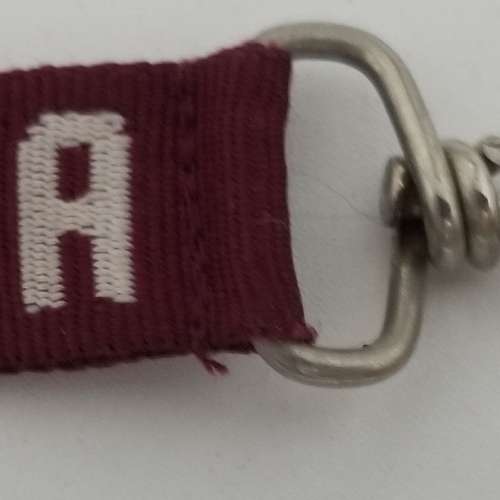 2000 年 Roots Canada 加拿大 紅色 頸繩帶 Year 2000 Roots Canada Red Color Neck...