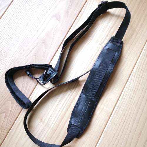 Gitzo mountaineer GT1158 with ball head and shoulder strap