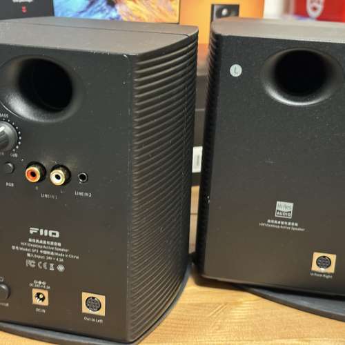 出售Fiio sp3桌上喇叭