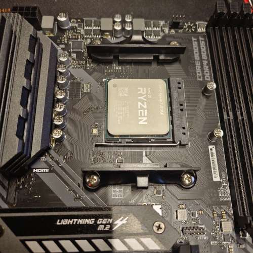 R7 3700X 可搭主板買