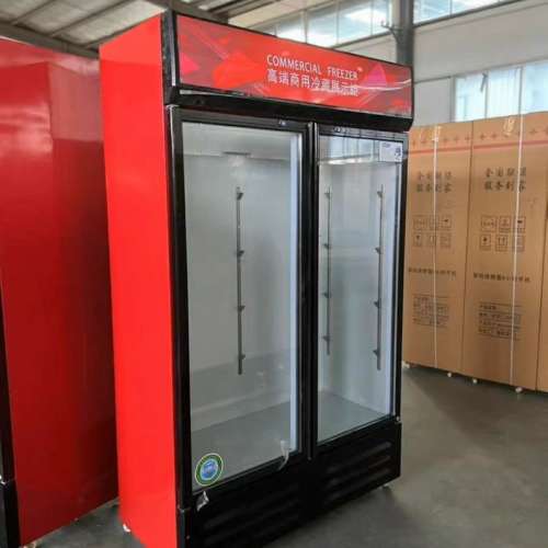 冰箱，雀台  全新嘅，三年保養