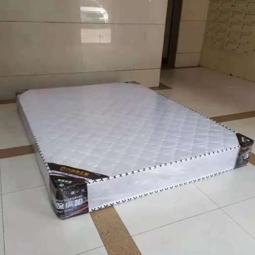 任何尺寸都有，床墊