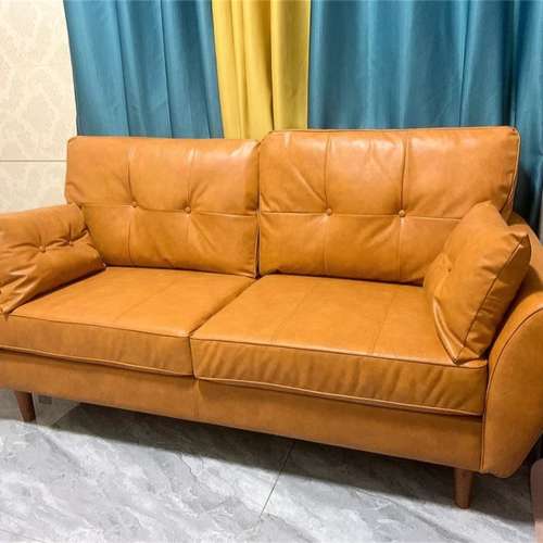 多種款式嘅沙發