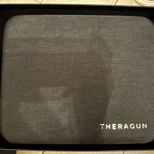 真 24K 金深層次肌肉治療按摩槍：Theragun G3PRO 限量版