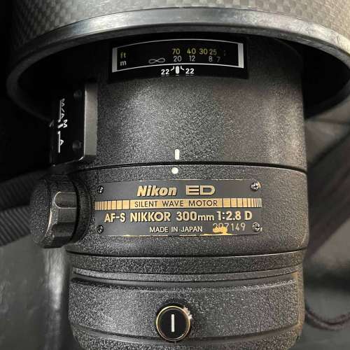 Nikon AF-S NIKKOR 300mm f/2.8 D ED