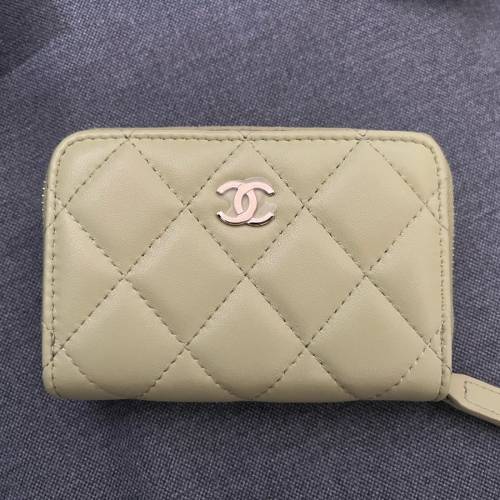 chanel card hoder