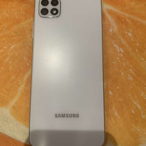 Samsung A22 5G(白色）