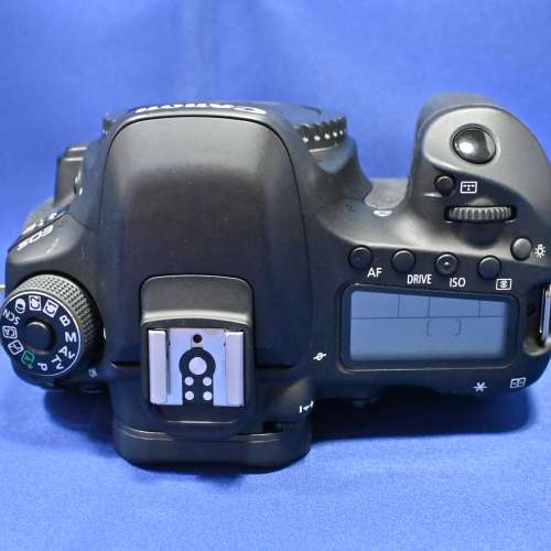 新淨 Canon 80D 高階輕巧單反 每秒7張連拍 新手合用 自拍螢幕 可觸控