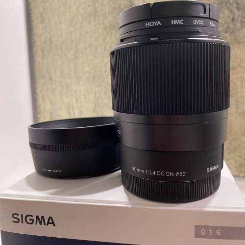 Sony A6000套裝+Sigma f1.4鏡頭