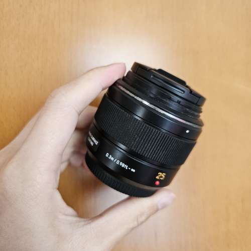 Panasonic DG Summilux 25mm F1.4