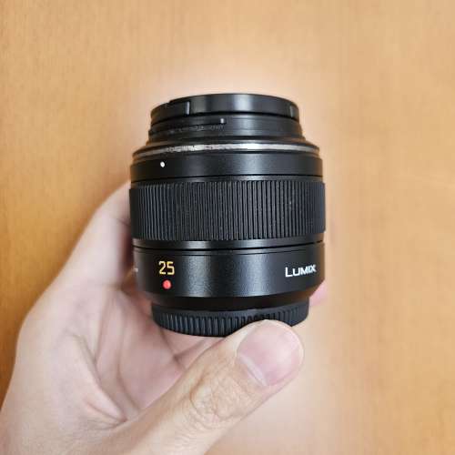 Panasonic DG Summilux 25mm F1.4