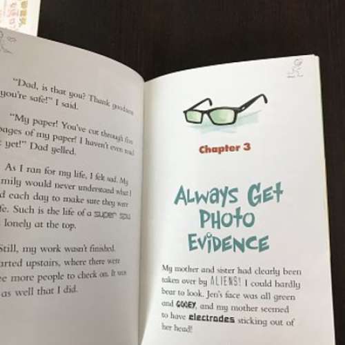 全新 SPRINTS LOUIE THE SPY ，2012 Ed. Story book