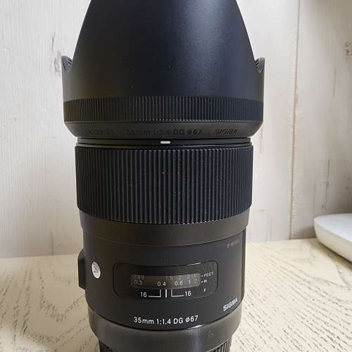 Sigma 35mm F1.4 Art Canon EF mount 連 B+W Filter&nbsp;