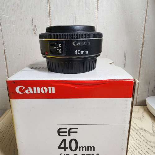 Canon 28mm STF 餅鏡