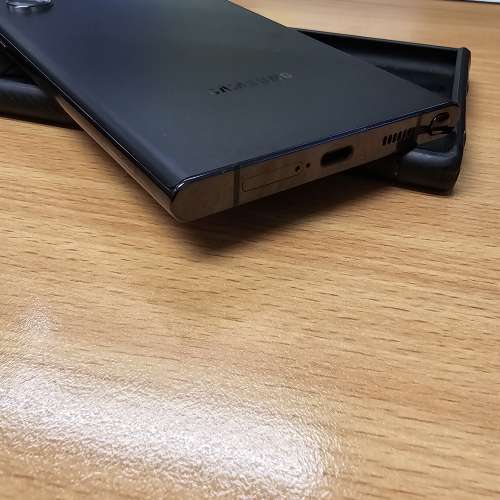 95%新 Samsung Galaxy S22 ULTRA 黑色