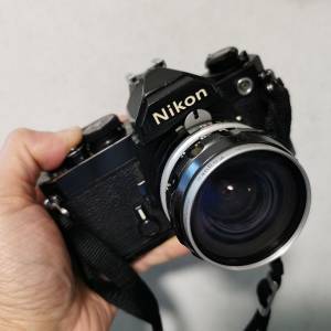 Nikon F + 28mm f3.5