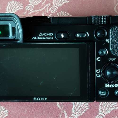 sony A6000 淨機身  $1900