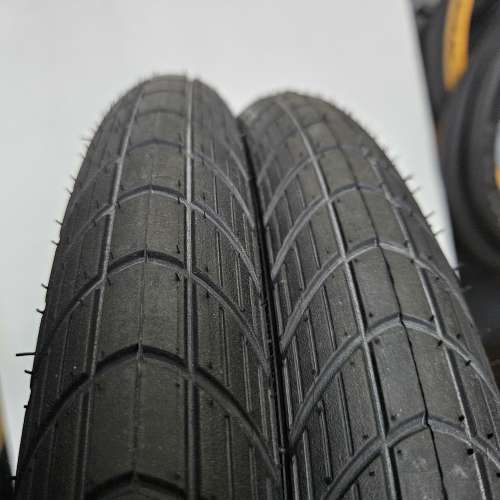 99%New Schwalbe big apple 20x2.0 一對300