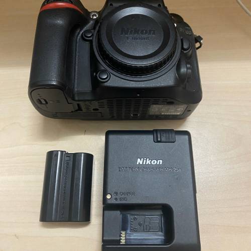 Nikon D7100 body only