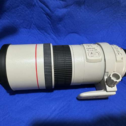 Canon EF 300mm f4 IS