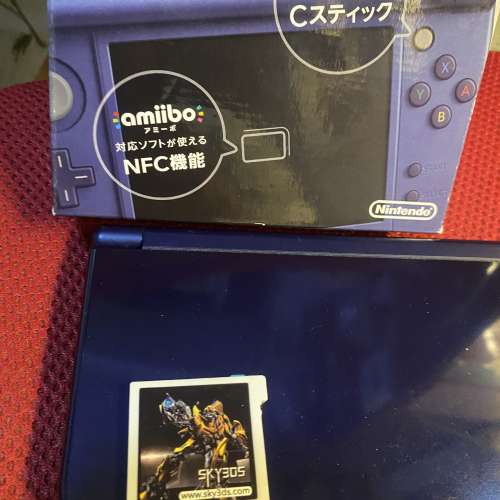 日版深藍色New 3DS LL + SKY3DS game card