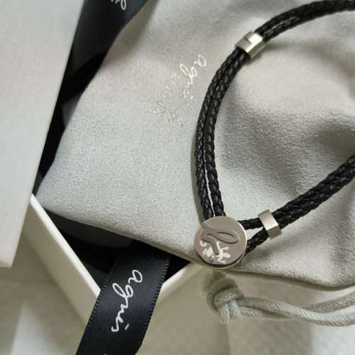 全新agnes b手繩手鏈(自由調較寬鬆）