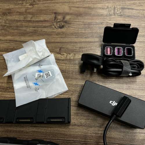 （不散放）DJI Mavic Air 2 炒機遣物（手制，電池，叉機…）  80% New  正常使用痕...