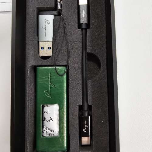 行貨  Cayin RU7 95%新