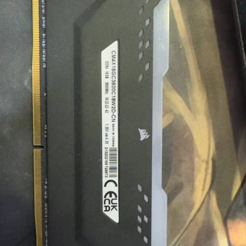 Corsair DDR4 3600 16gb RGB 自用