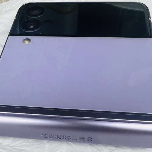 近乎全新 豐澤行貨Samsung Galaxy Z Flip 3 5g 256gb