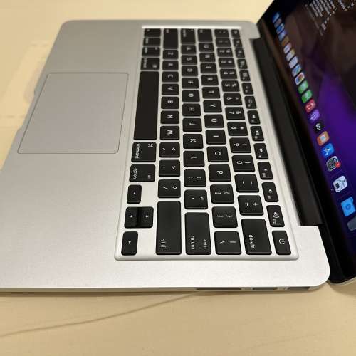 Macbook Pro Retina 2015 i5 8GB 256GB SSD
