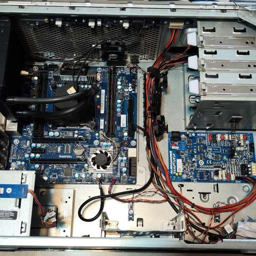 Alienware電腦機箱