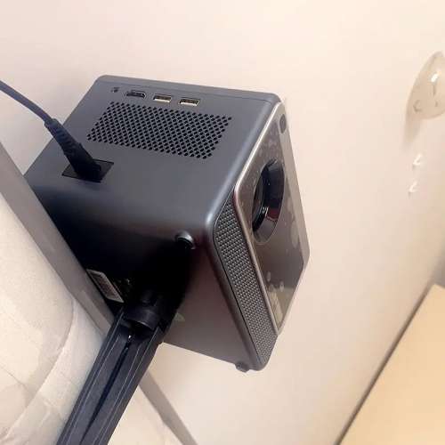 家庭4k投影儀 可看Netflix 全新