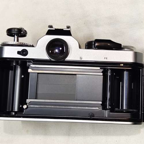 Nikon FE SILVER