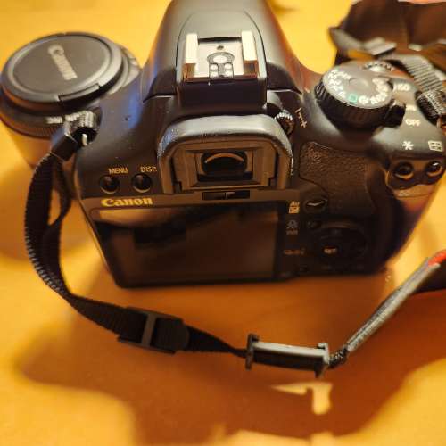 Canon 450D kit lens + 50mm f1.8 II