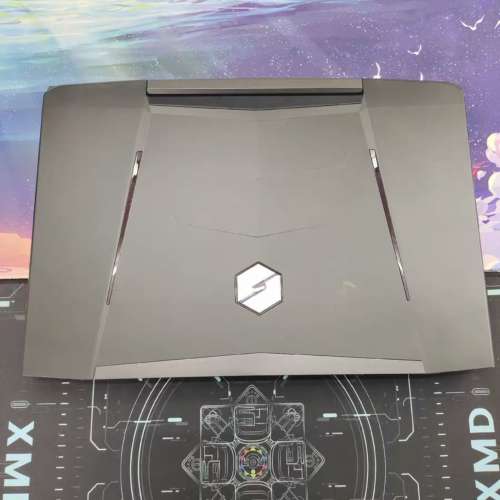 Intel® Core™ i7-7700 打機剪片notebook ，頂配 16G ddr4 記憶體， samsung 870 ...