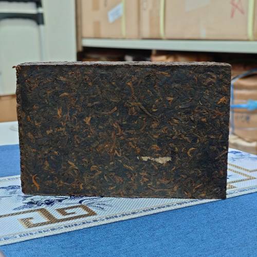 2003年野生古樹金芽熟磚普洱茶葉熟茶磚