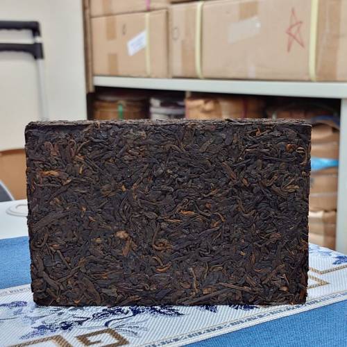 2002年7581鐳射熟磚普洱茶葉熟茶磚