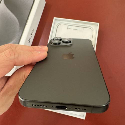 iPhone 15 Pro Max 256Gb 黑色 全新 美版