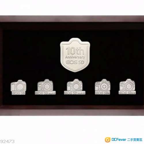 Canon EOS 5D 10th Anniversary 十周年限量版紀念襟章套裝