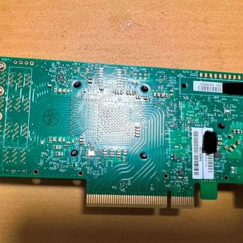 Lsi / Broadcom SAS 9400-16i HBA / IT 卡 (Non-Raid)