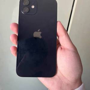 iphone 12 256G 99% new ， 電池效能85 %，電池還非常耐用。
