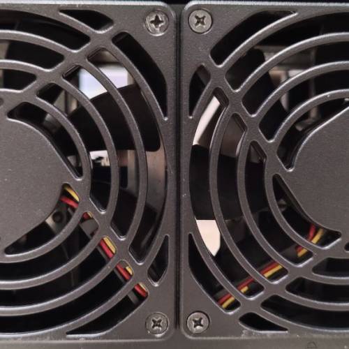 接近全新Synology DS918+