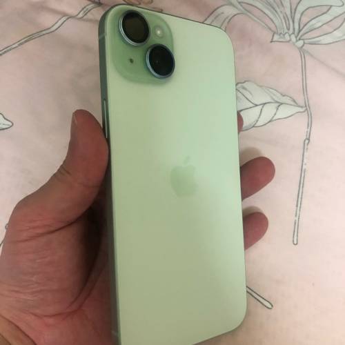 Apple warranty to 9/11/2024 --Full set 99% new iPhone 15 plus 256gb battery 100%