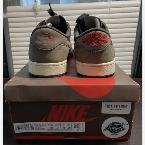 Jordan 1 Retro Low OG SP Travis Scott Mocha