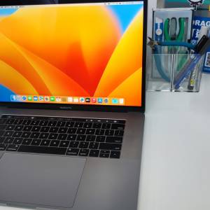 新淨Macbook Pro 2018 15-inch A1990 極高配置i7 16GB  TB Touch Bar高階機畫圖設計...