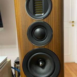 Wharfedale EVO4.2