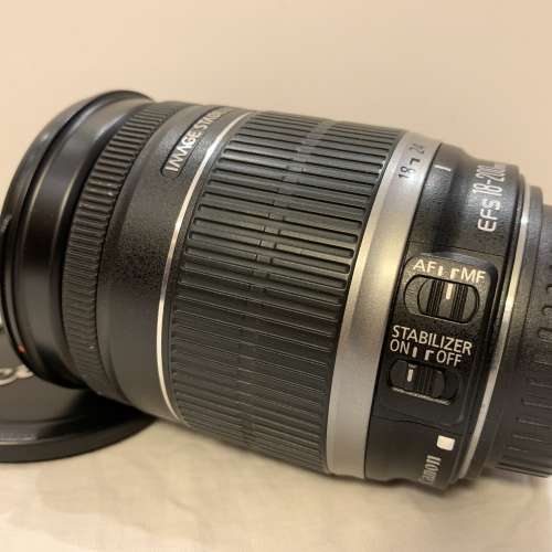 Canon EFS 18-200 is